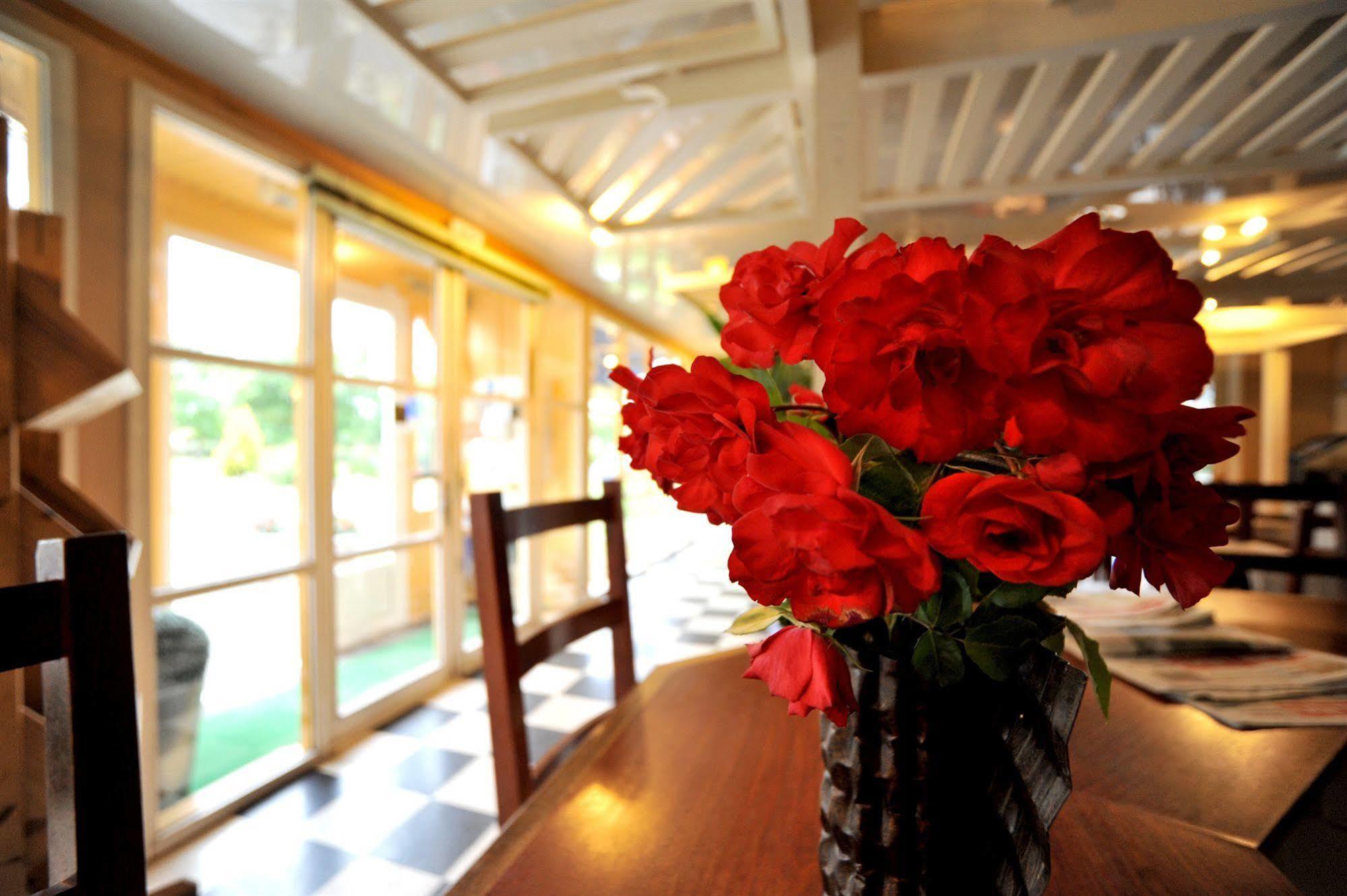 Hotel 4 Saisons Onet-le-Chateau Ngoại thất bức ảnh